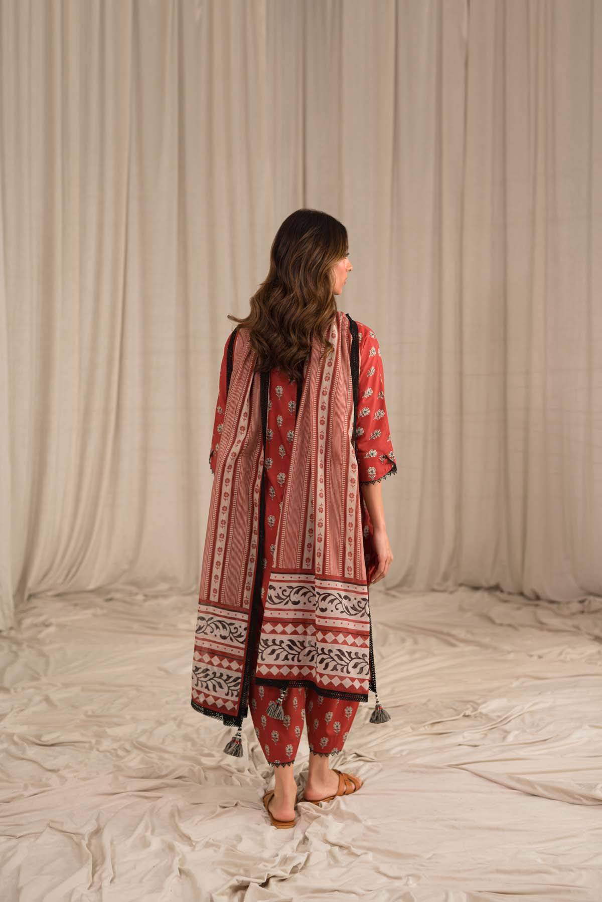 Sahar | Print Edit SS24 | P-01 - Pakistani Designer Dress - by Sahar | Type: Luxury - 100% Original at Saira Sultan