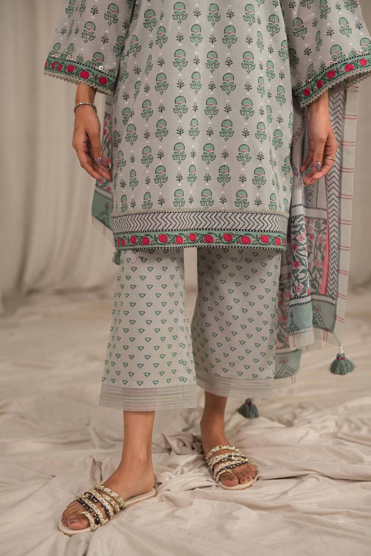 Sahar | Print Edit SS24 | P-18 - Pakistani Designer Dress - by Sahar | Type: Luxury - 100% Original at Saira Sultan
