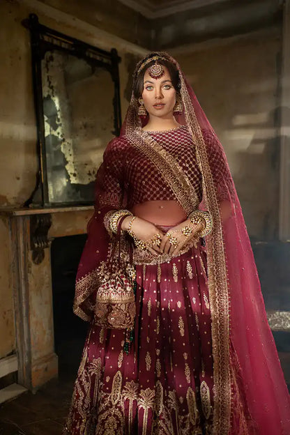 Sobia Nazir | Nayab Festive Collection 2022 | 07 - Pakistani Designer Dress - by Sobia Nazir | Type: Bridal - 100% Original at Saira Sultan