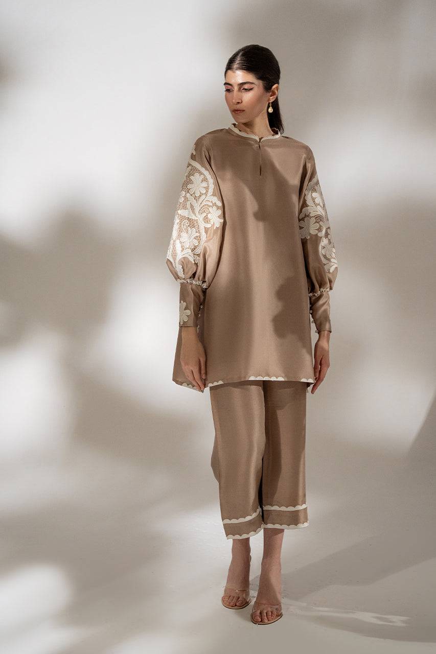 Sania Maskatiya | Eid Collection | Zyra - Pakistani Designer Dress - by Sania Maskatiya | Type: Formal - 100% Original at Saira Sultan