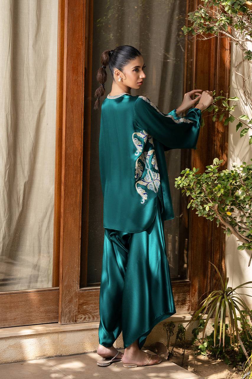 Sania Maskatiya | Eid Collection | Aja - Pakistani Designer Dress - by Sania Maskatiya | Type: Formal - 100% Original at Saira Sultan