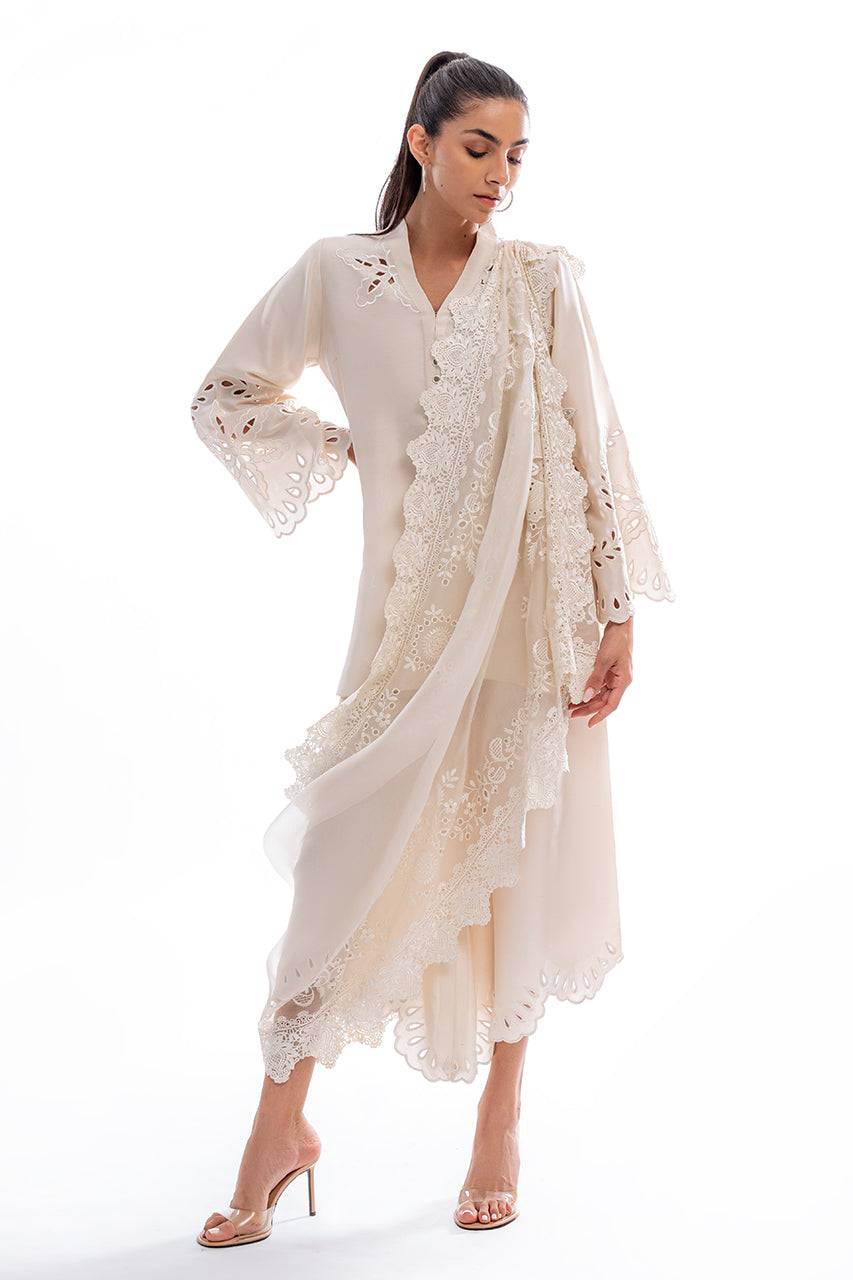 Sania Maskatiya | Eid Collection | Akira - Pakistani Designer Dress - by Sania Maskatiya | Type: Formal - 100% Original at Saira Sultan