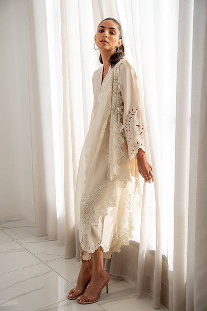 Sania Maskatiya | Eid Collection | Akira - Pakistani Designer Dress - by Sania Maskatiya | Type: Formal - 100% Original at Saira Sultan