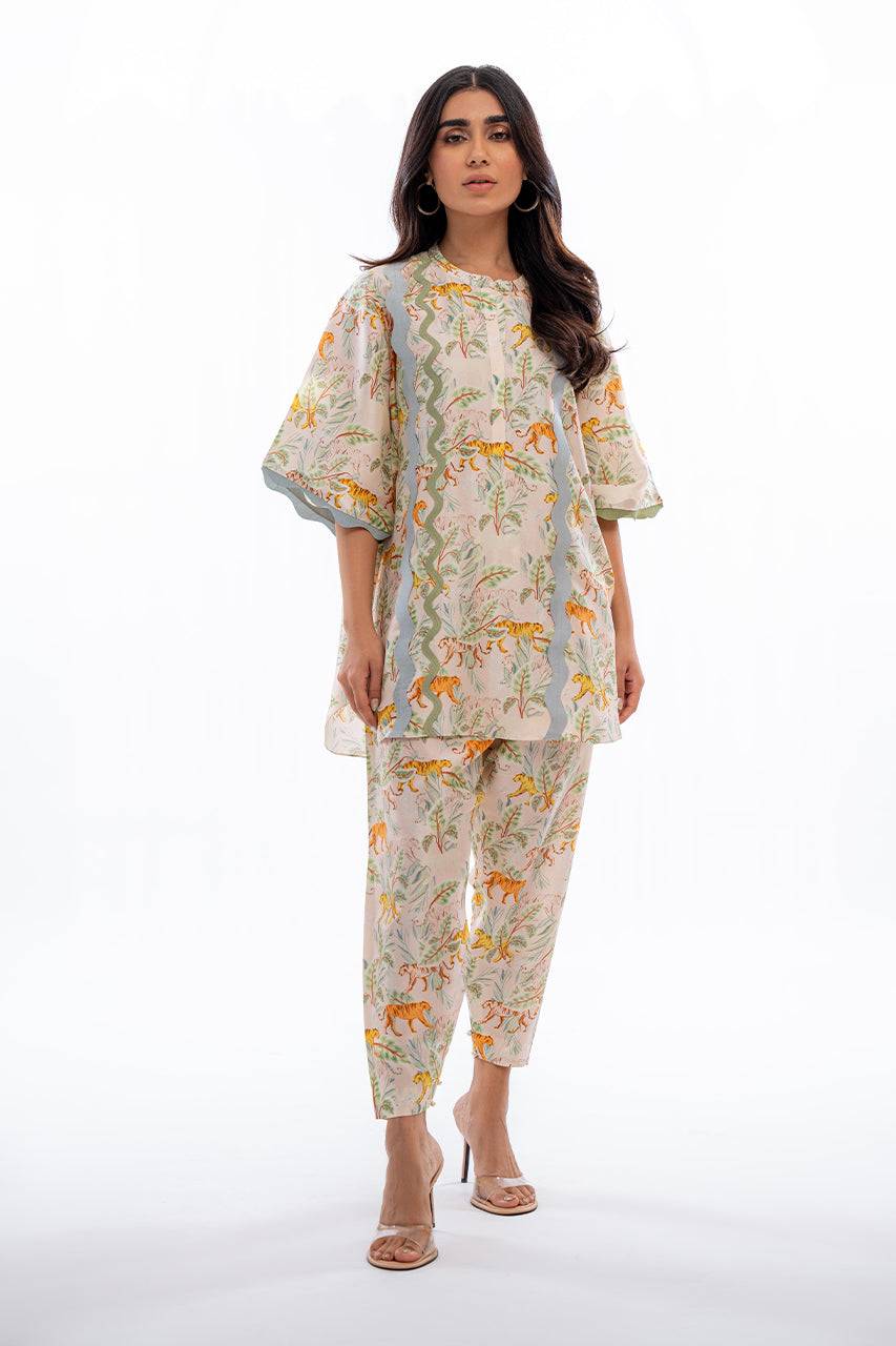 Sania Maskatiya | Eid Collection | Sabira - Pakistani Designer Dress - by Sania Maskatiya | Type: Formal - 100% Original at Saira Sultan