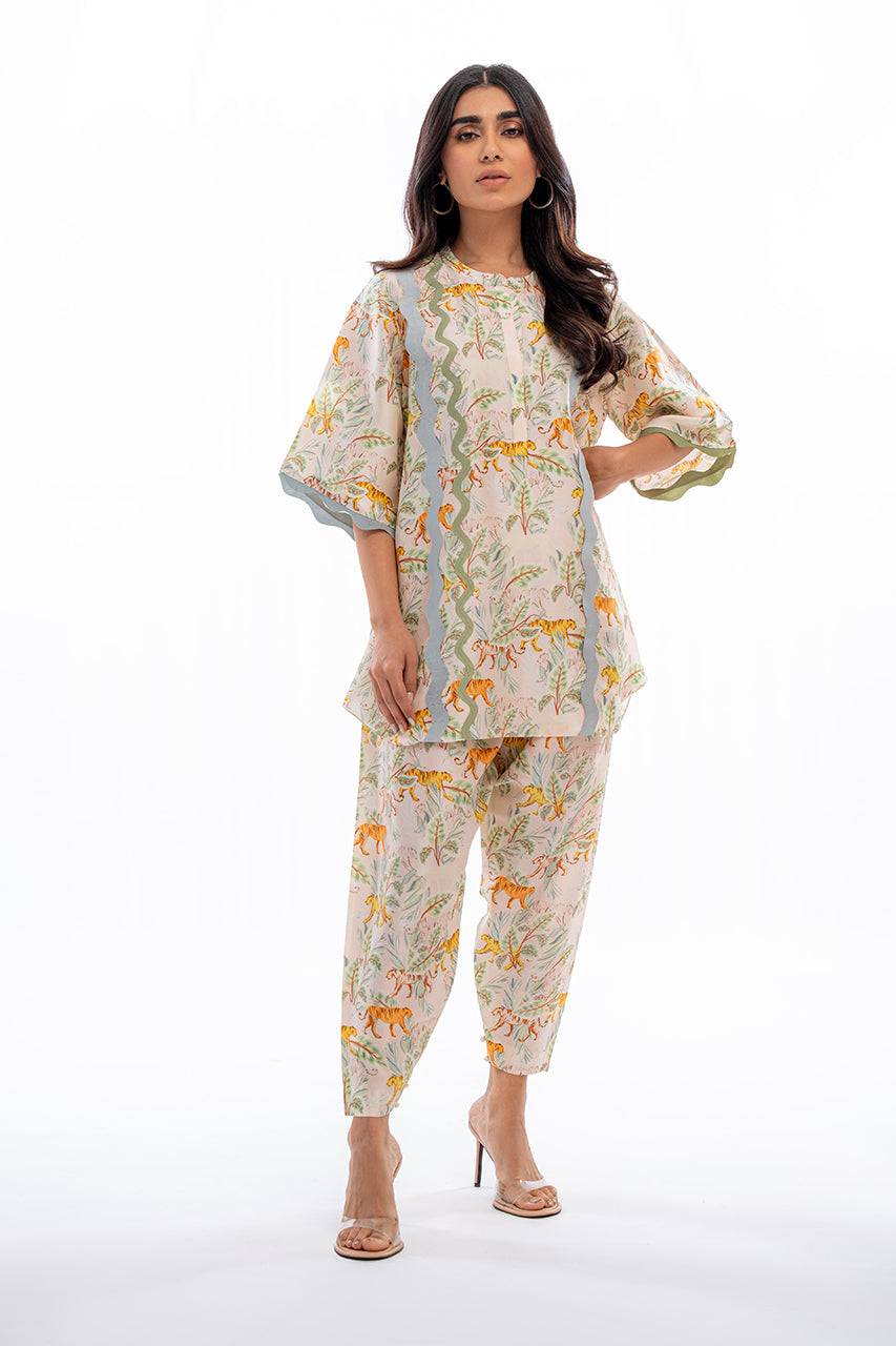 Sania Maskatiya | Eid Collection | Sabira - Pakistani Designer Dress - by Sania Maskatiya | Type: Formal - 100% Original at Saira Sultan