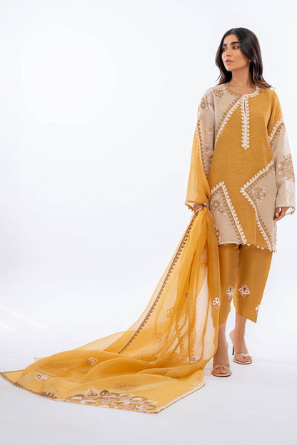 Sania Maskatiya | Eid Collection | Lulu (A) - Pakistani Designer Dress - by Sania Maskatiya | Type: Formal - 100% Original at Saira Sultan