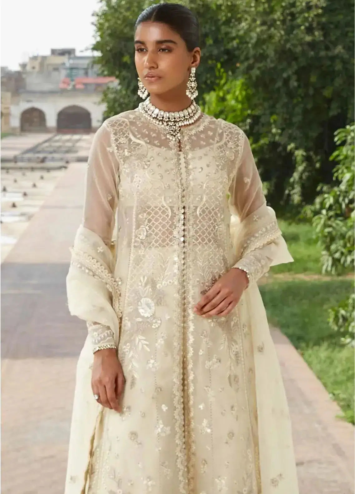 Seran | Taaruf Formals 2023 | Zora - Pakistani Designer Dress - by Seran | Type: Formal - 100% Original at Saira Sultan