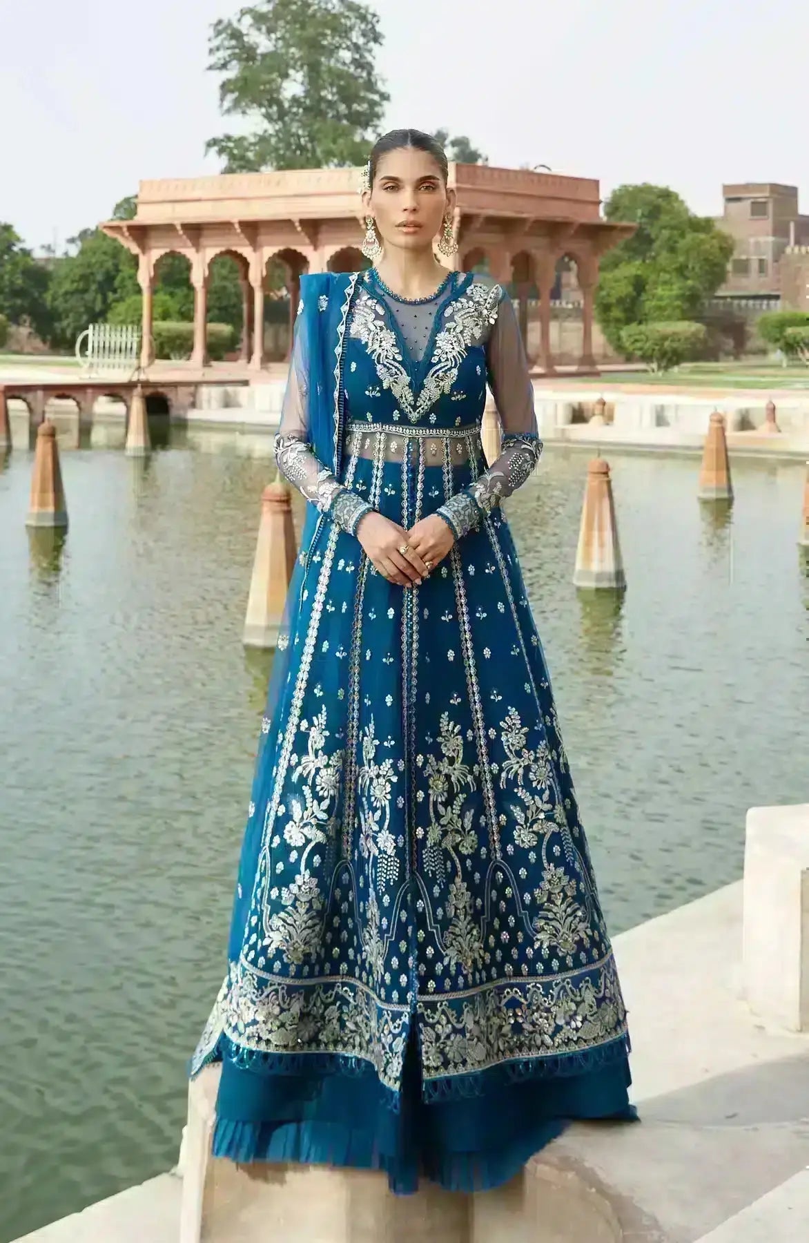 Seran | Taaruf Formals 2023 | Maisha - Pakistani Designer Dress - by Seran | Type: Formal - 100% Original at Saira Sultan