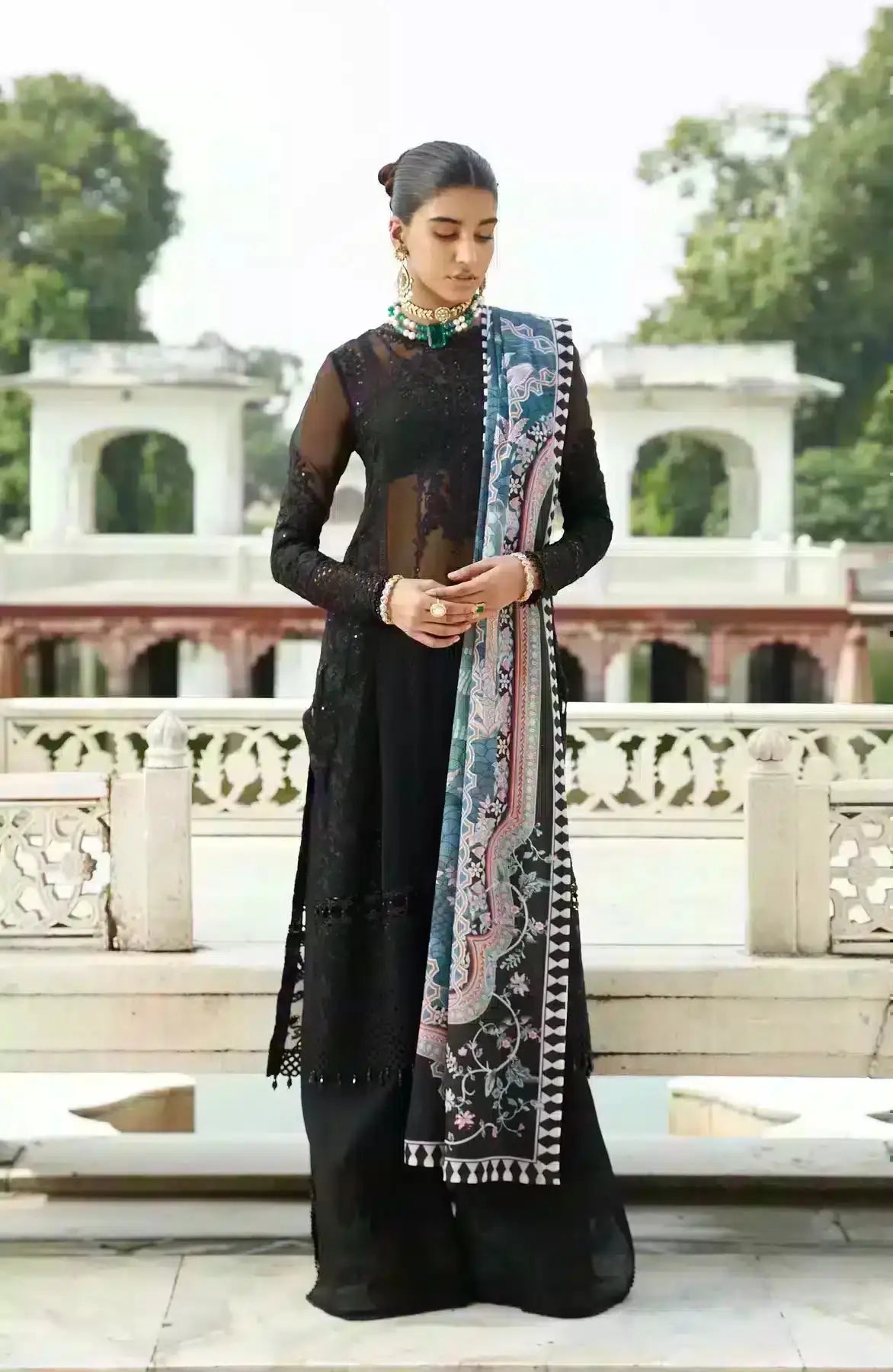 Seran | Taaruf Formals 2023 | Farah - Pakistani Designer Dress - by Seran | Type: Formal - 100% Original at Saira Sultan
