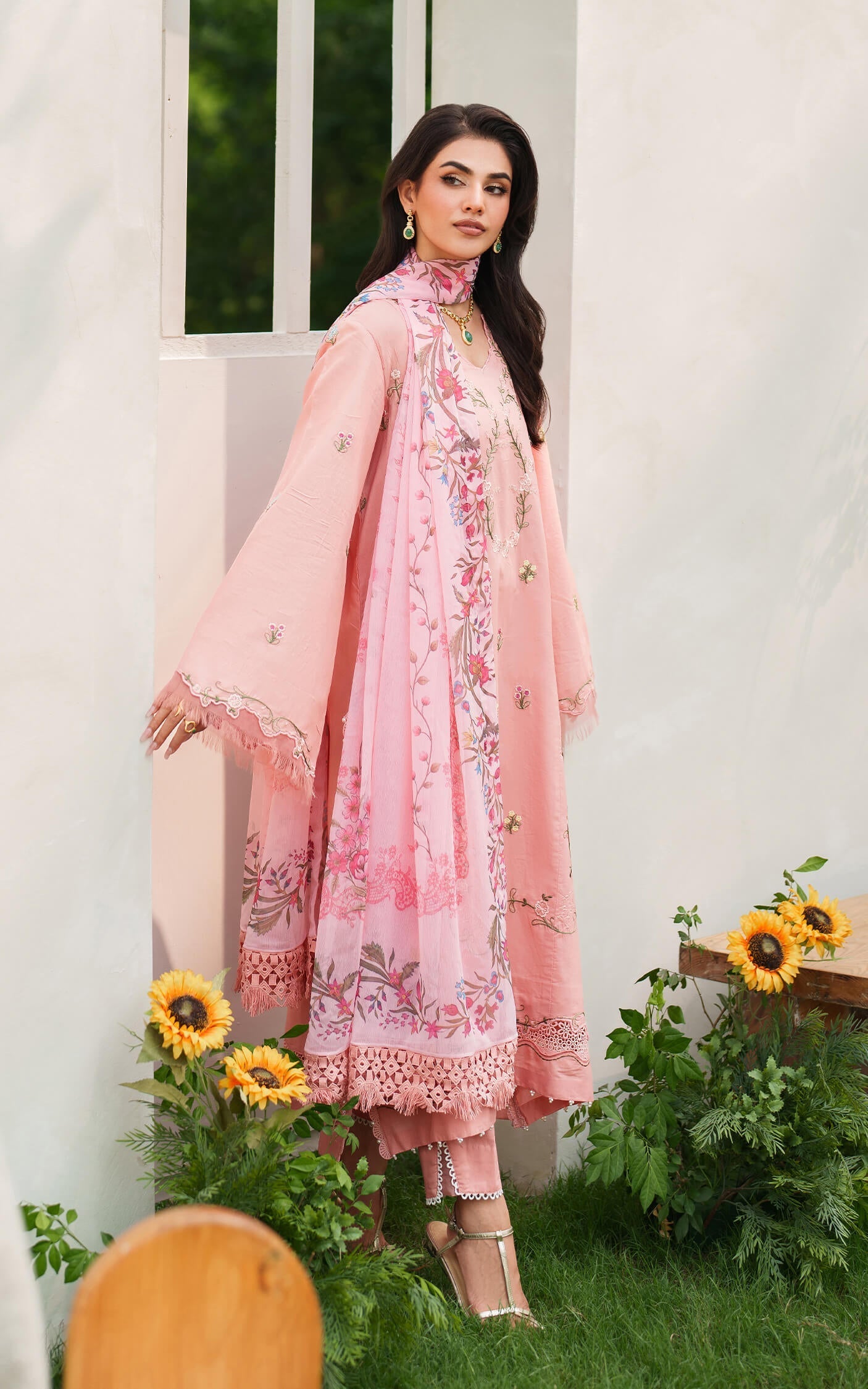 Asifa and Nabeel | Eden Cambric 25 | Serene Blush ECU25-01 - Pakistani Designer Dress - by Asifa and Nabeel - Type : Ladies Clothes - 100% Original at Saira Sultan