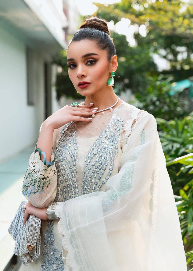Shiza Hassan | Aira Luxury Pret | Cyra - Pakistani Designer Dress - by Shiza Hassan | Type: Formal - 100% Original at Saira Sultan