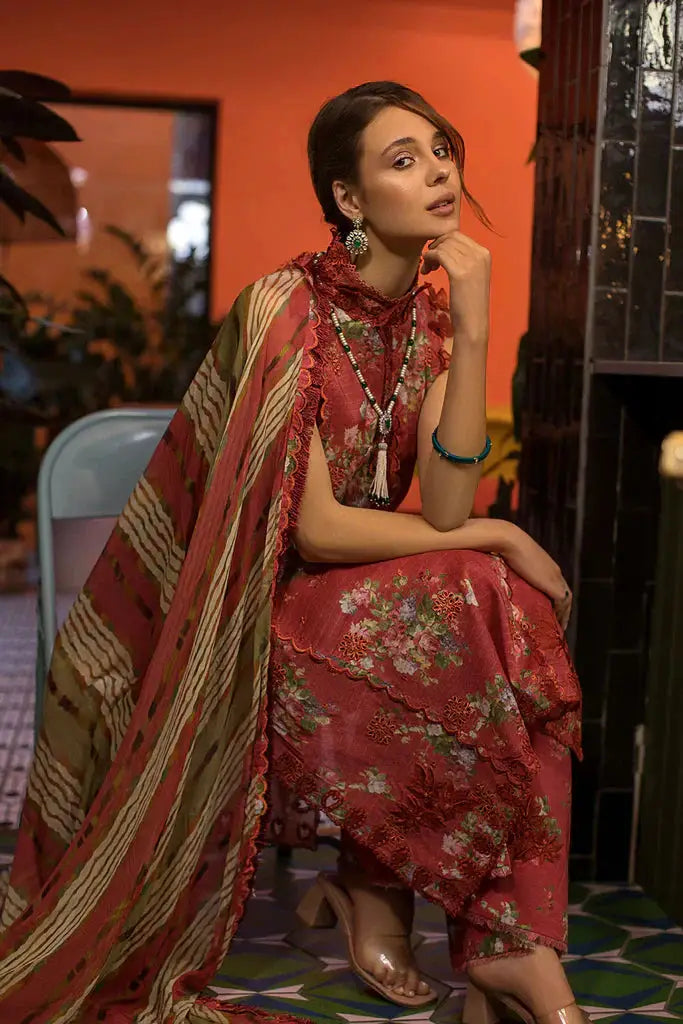 Sobia Nazir | Summer Vital 24 | 5B - Pakistani Designer Dress - by Sobia Nazir | Type: Luxury - 100% Original at Saira Sultan