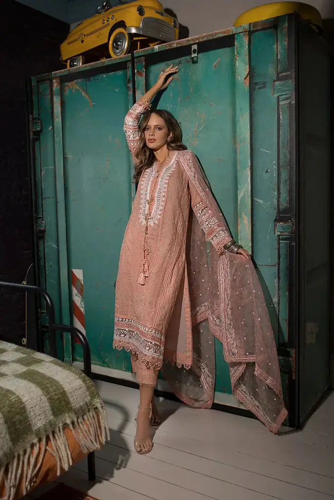 Sobia Nazir | Summer Vital 24 | 1A - Pakistani Designer Dress - by Sobia Nazir | Type: Luxury - 100% Original at Saira Sultan