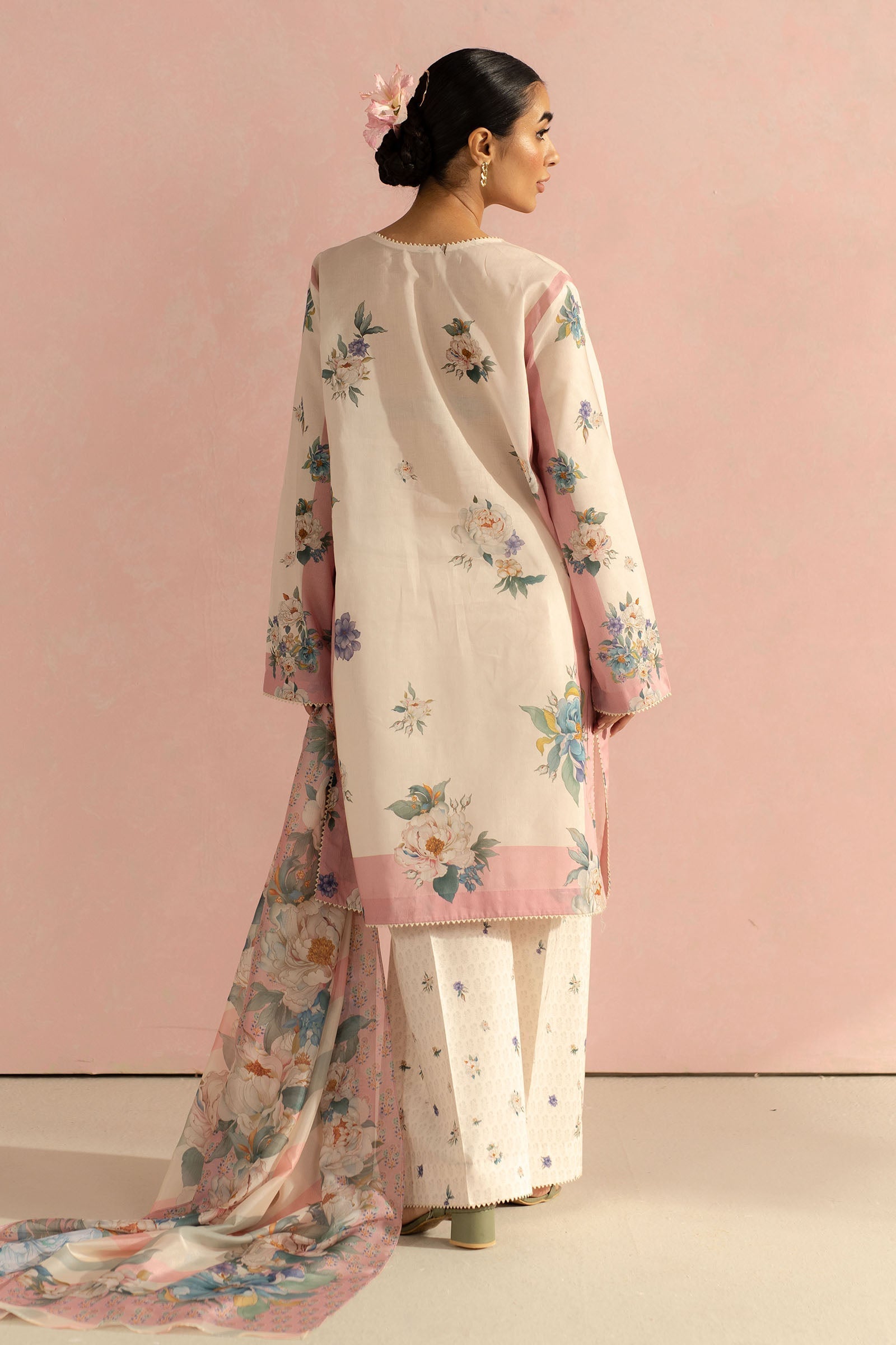 Zara Shahjahan | Coco Prints 25 | Sofia-2B S Off White Lawn