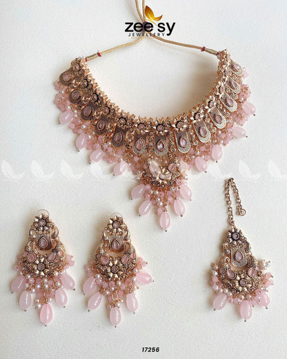 Solitaire Necklace Pink