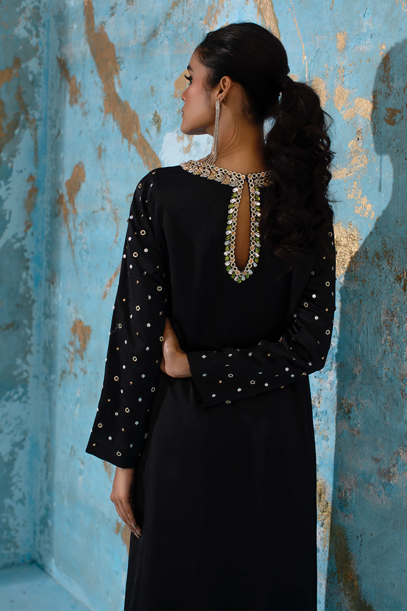 Wardha Saleem | Luxury Pret Fusion Wear | BELLE - KAFTAN S Black Crepe Silk