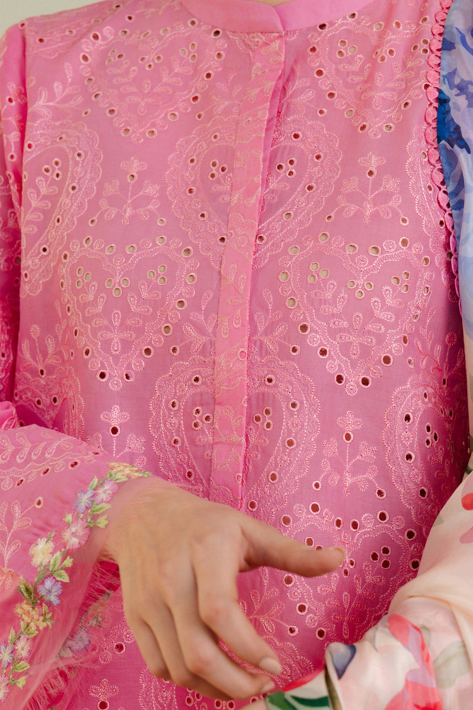 Zara Shahjahan | Coco Lawn 25 | TINA-3A L Soft Pink Lawn