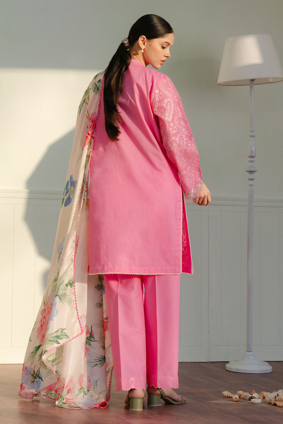 Zara Shahjahan | Coco Lawn 25 | TINA-3A S Soft Pink Lawn
