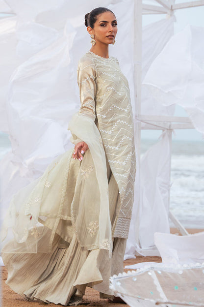 Cross Stitch | Wedding Collection 25 | TWILIGHT CASCADE L Desert Sand Zari