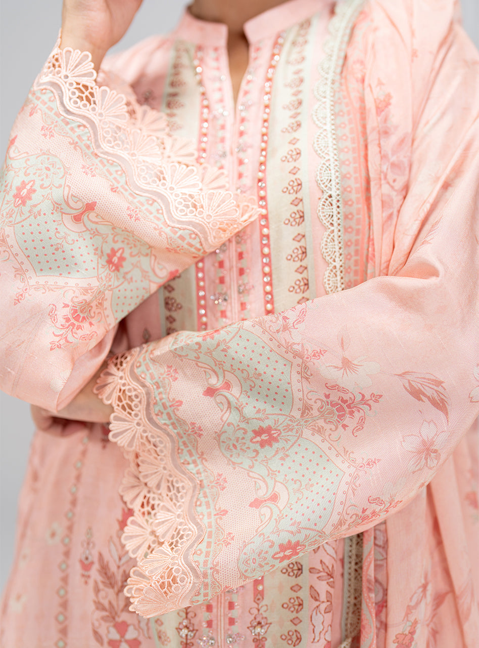 Zainab Chottani | Luxe Pret 25 | Eshe
