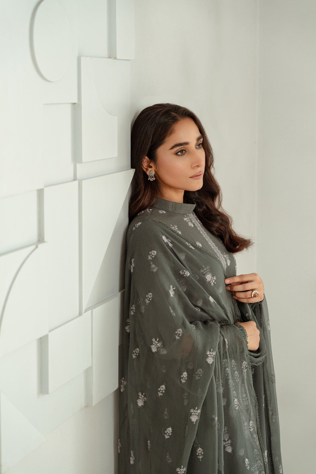 Taana Baana | Manzil Winter | S3390A L Gray Karandi