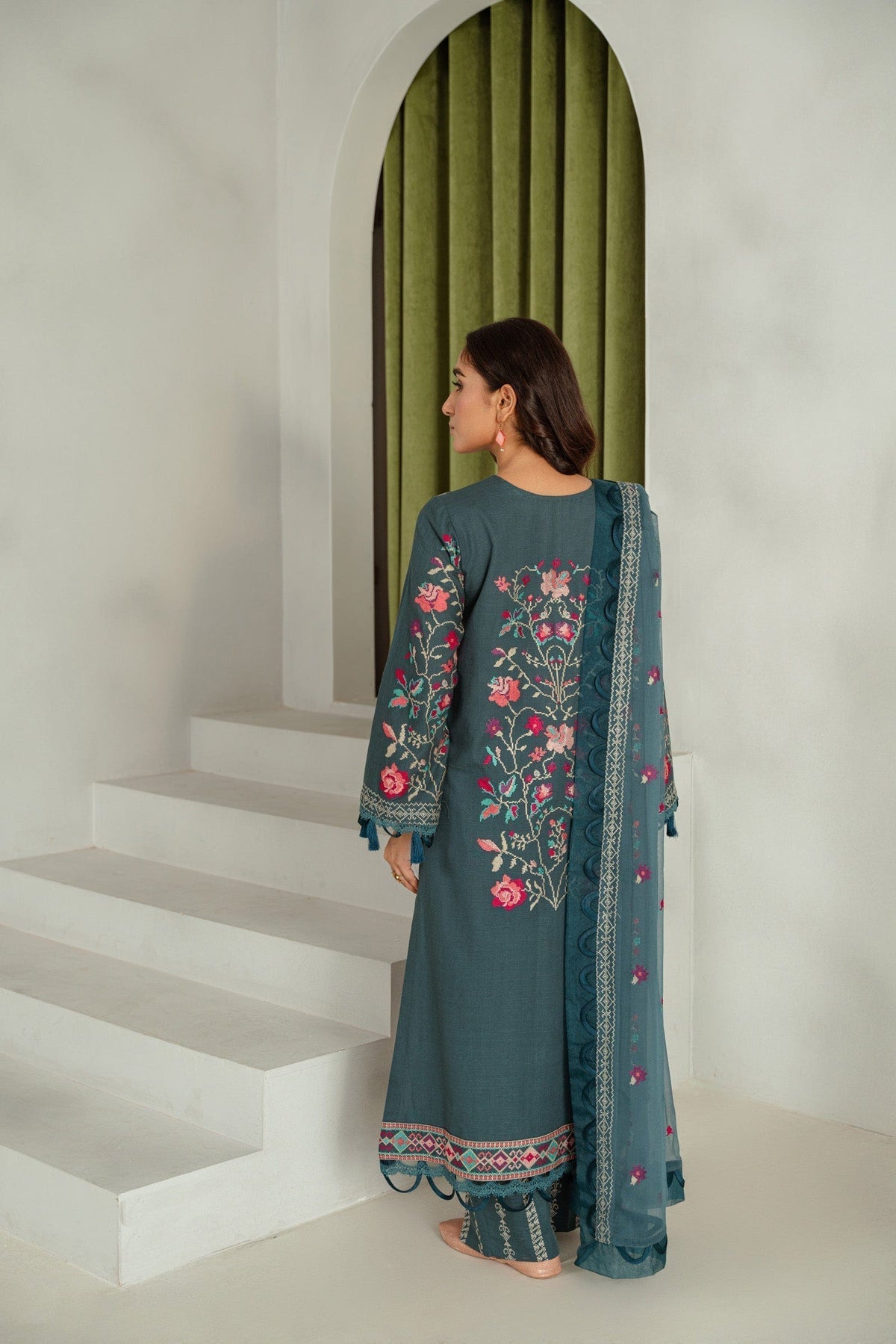 Taana Baana | Manzil Winter | C3410B S Zinc Karandi