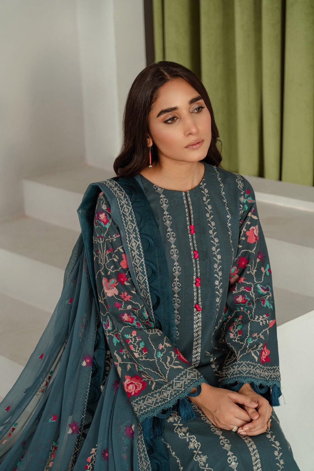 Taana Baana | Manzil Winter | C3410B L Zinc Karandi
