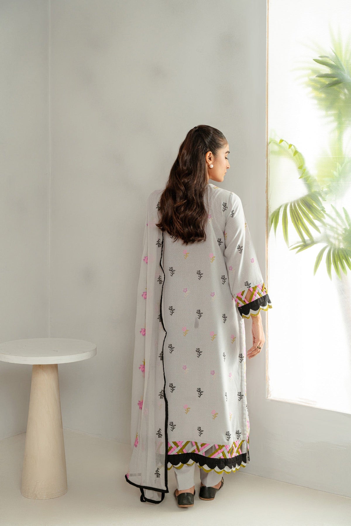Taana Baana | Manzil Winter | C3409B S Silver Slub Khaddar