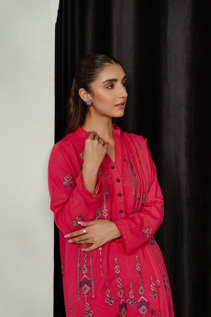 Taana Baana | Manzil Winter | S3391B M Coral Pink Karandi