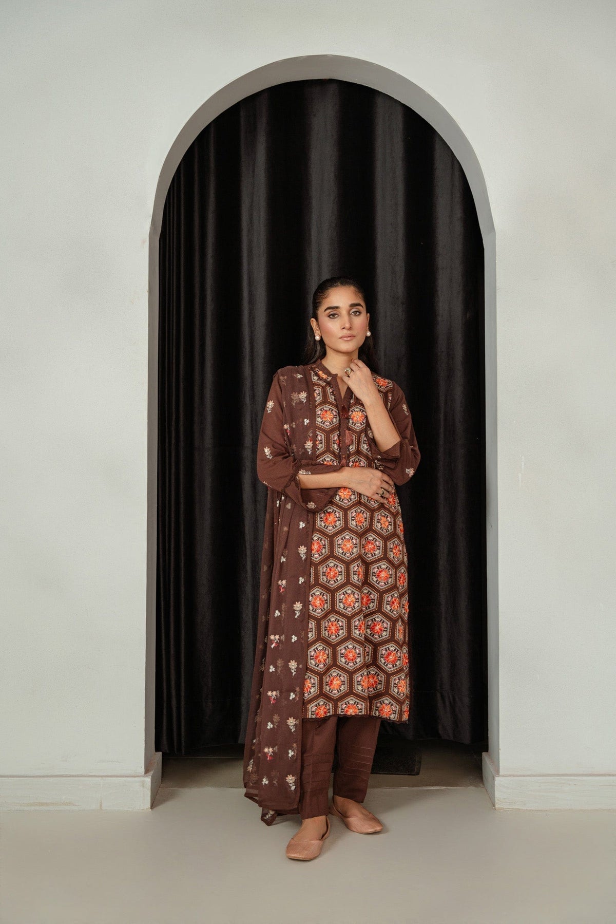 Taana Baana | Manzil Winter | M3403B XS Brown Karandi