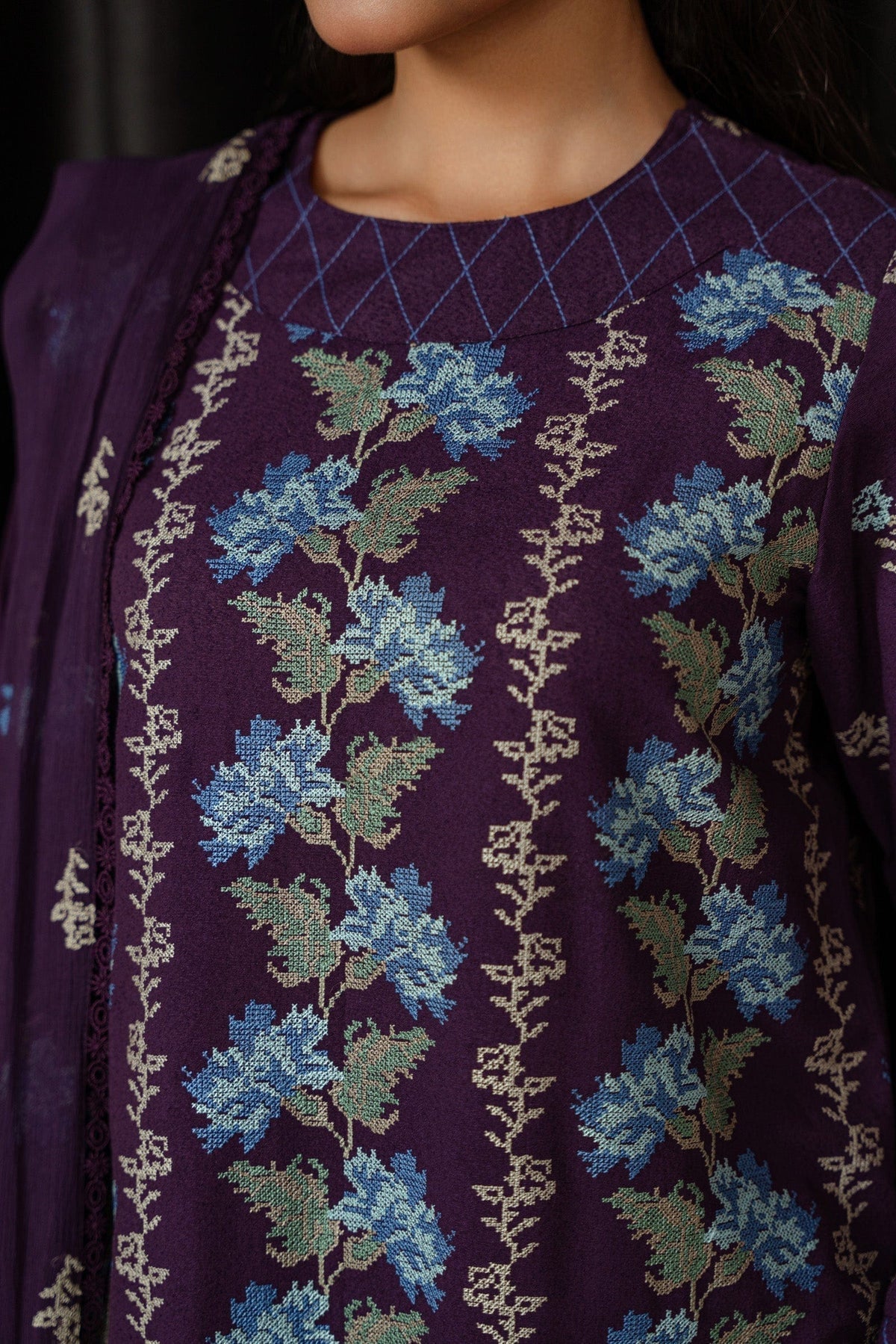 Taana Baana | Manzil Winter | C3409A M Dark Purple Karandi