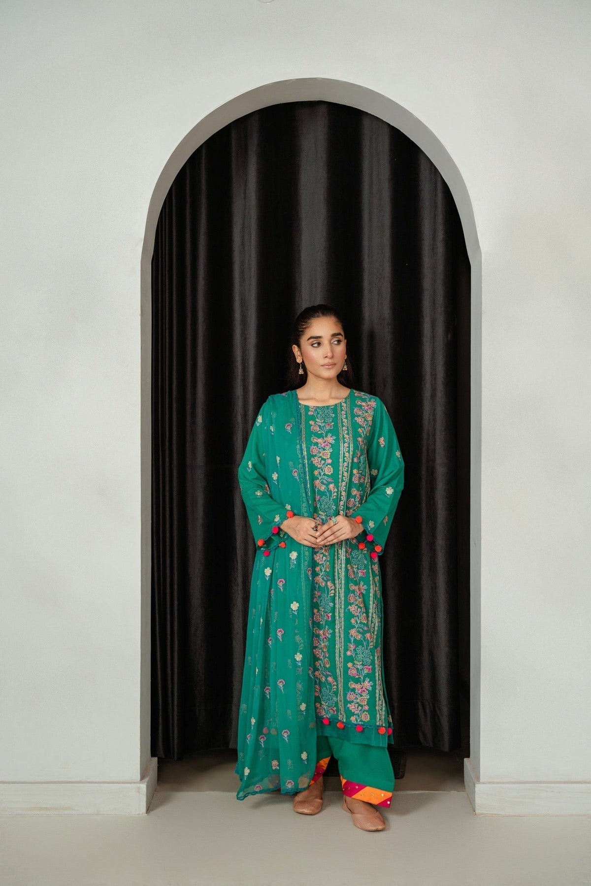 Taana Baana | Manzil Winter |M3402A XS Emerald Green Karandi