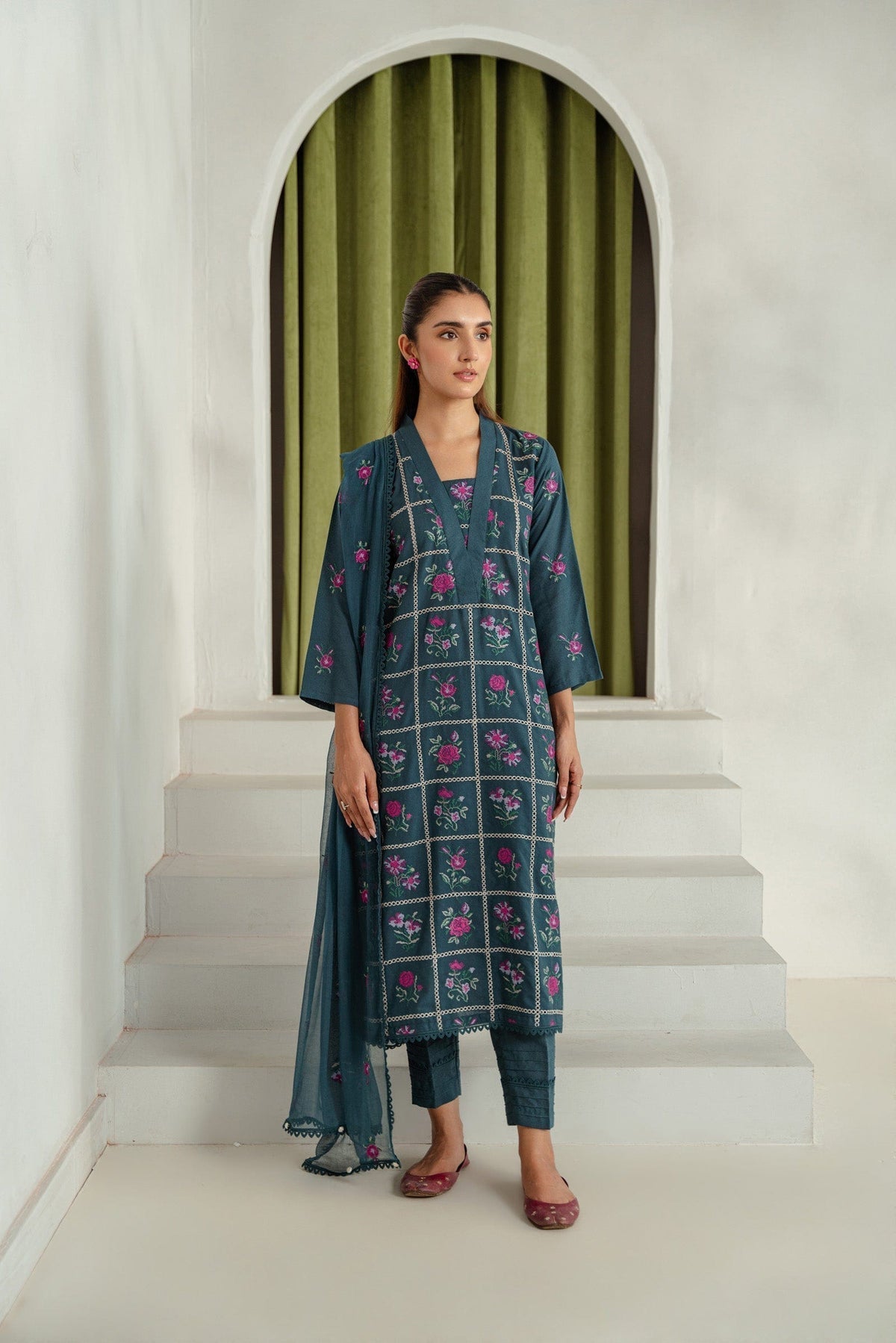 Taana Baana | Manzil Winter | B3396 XS Zinc Karandi