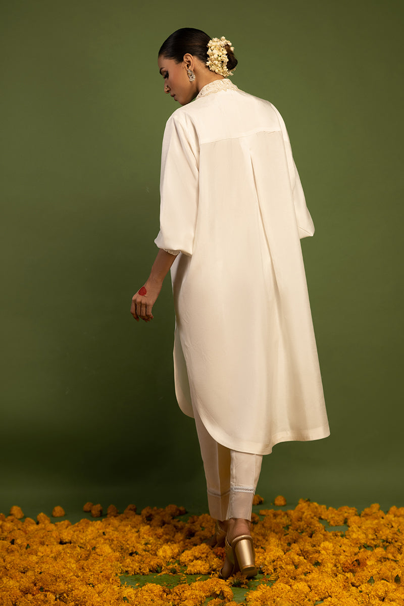 Wardha Saleem | Luxury Pret Traditional Wear | TITLI (2 PC) S White Raw Silk