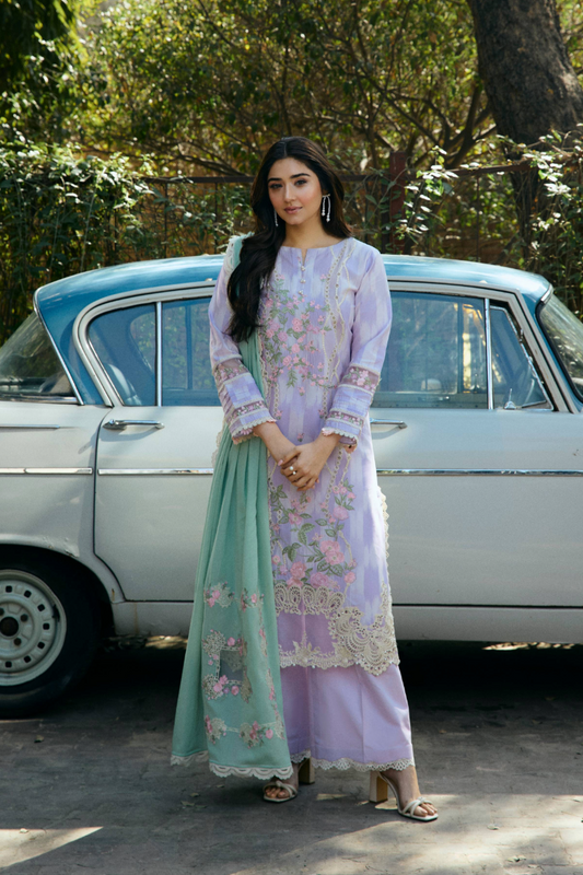 Manara | Vintage Flora 25 | MAHRANG XS Lilac Lawn