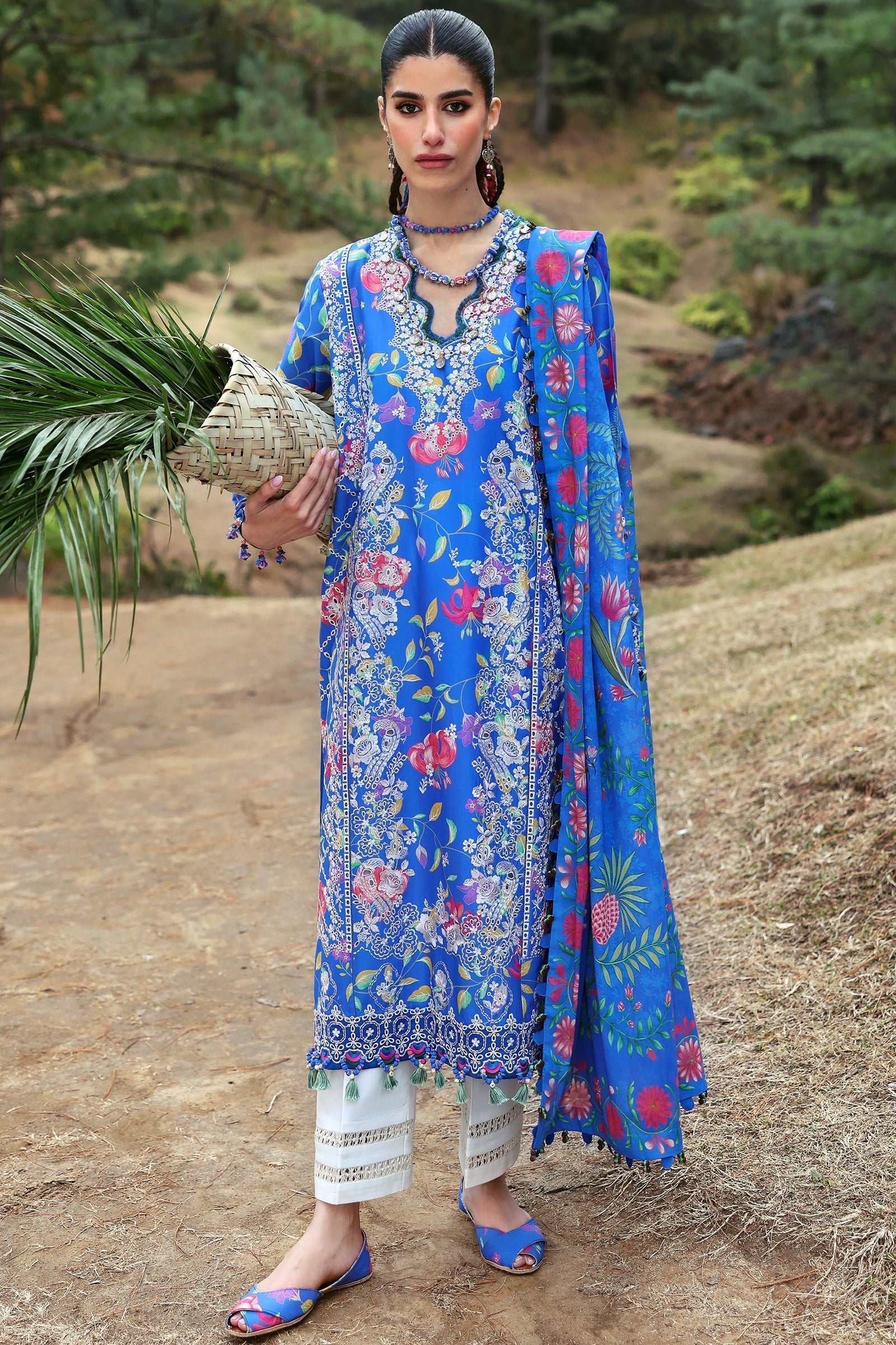 Zaha | Lawn 25 | ZAYANA (ZL25-01 B) XS Blue Lawn