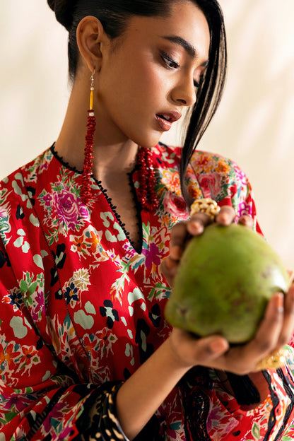 Zaha | Pop RTW | TIERRA L Red Lawn