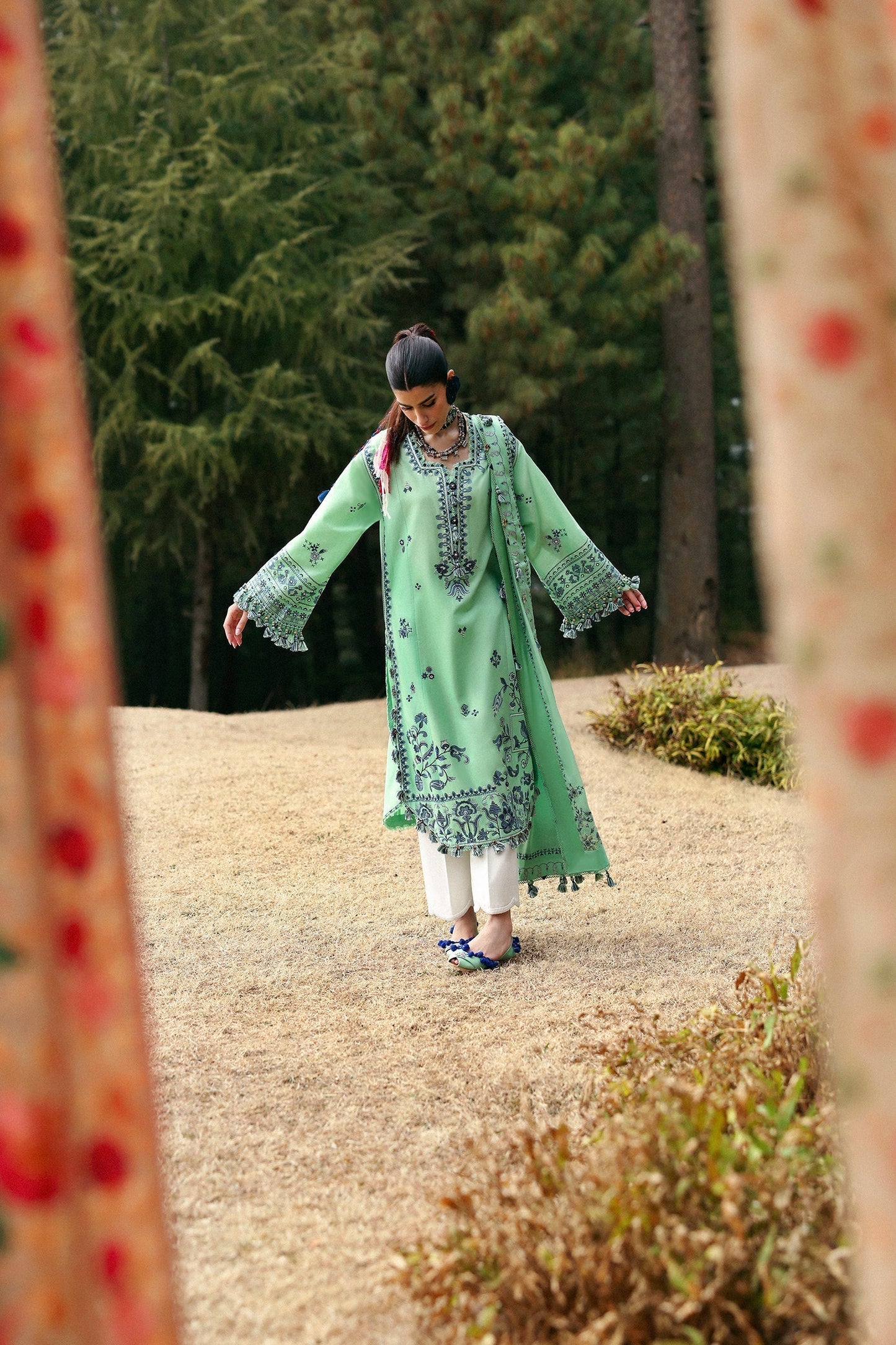 Zaha | Lawn 25 | ELAYA (ZL25-10 A) L Pickle Green Lawn