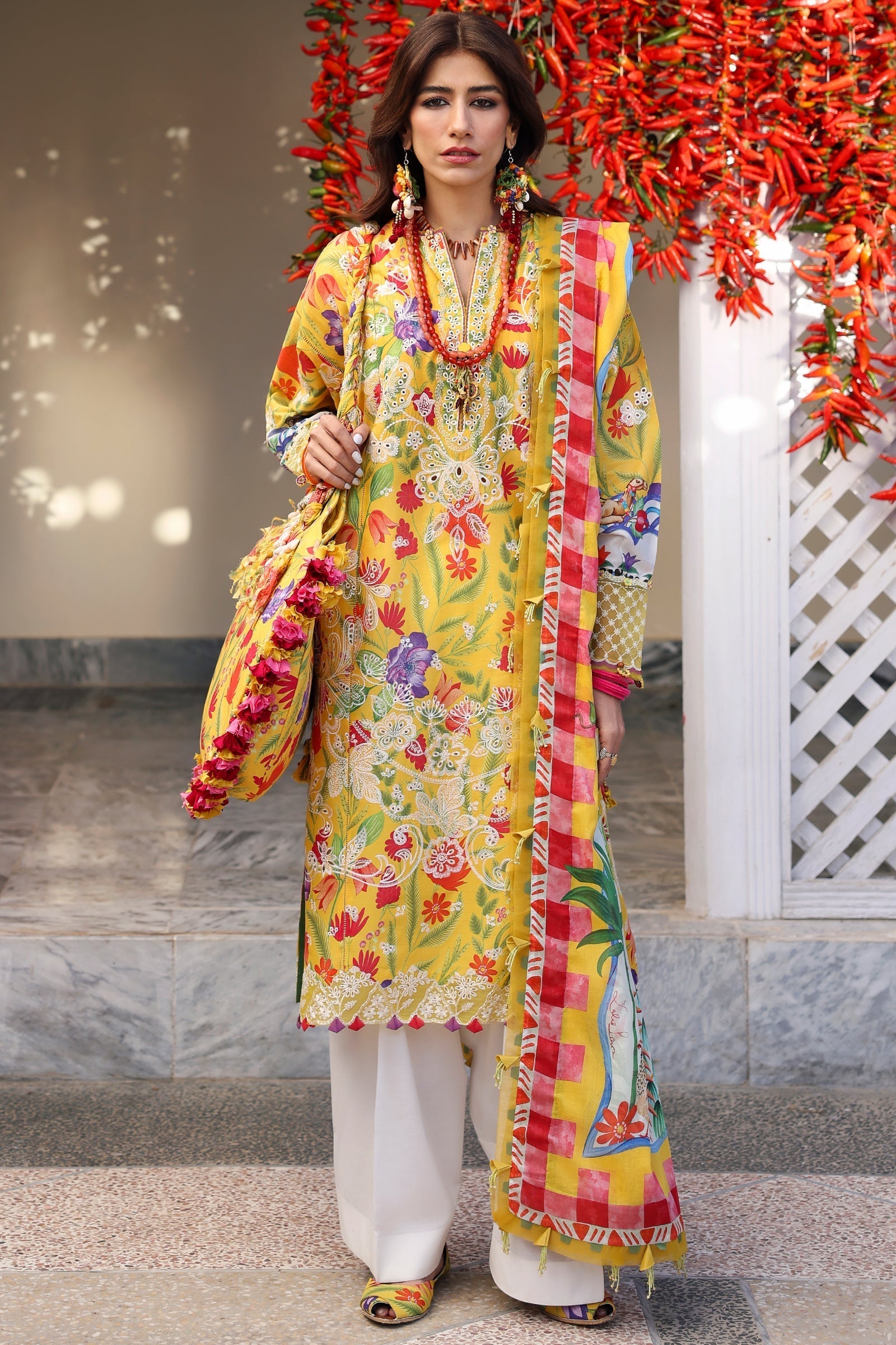 Zaha | Lawn 25 | ZARAAH (ZL25-08 A) XS Yellow Lawn