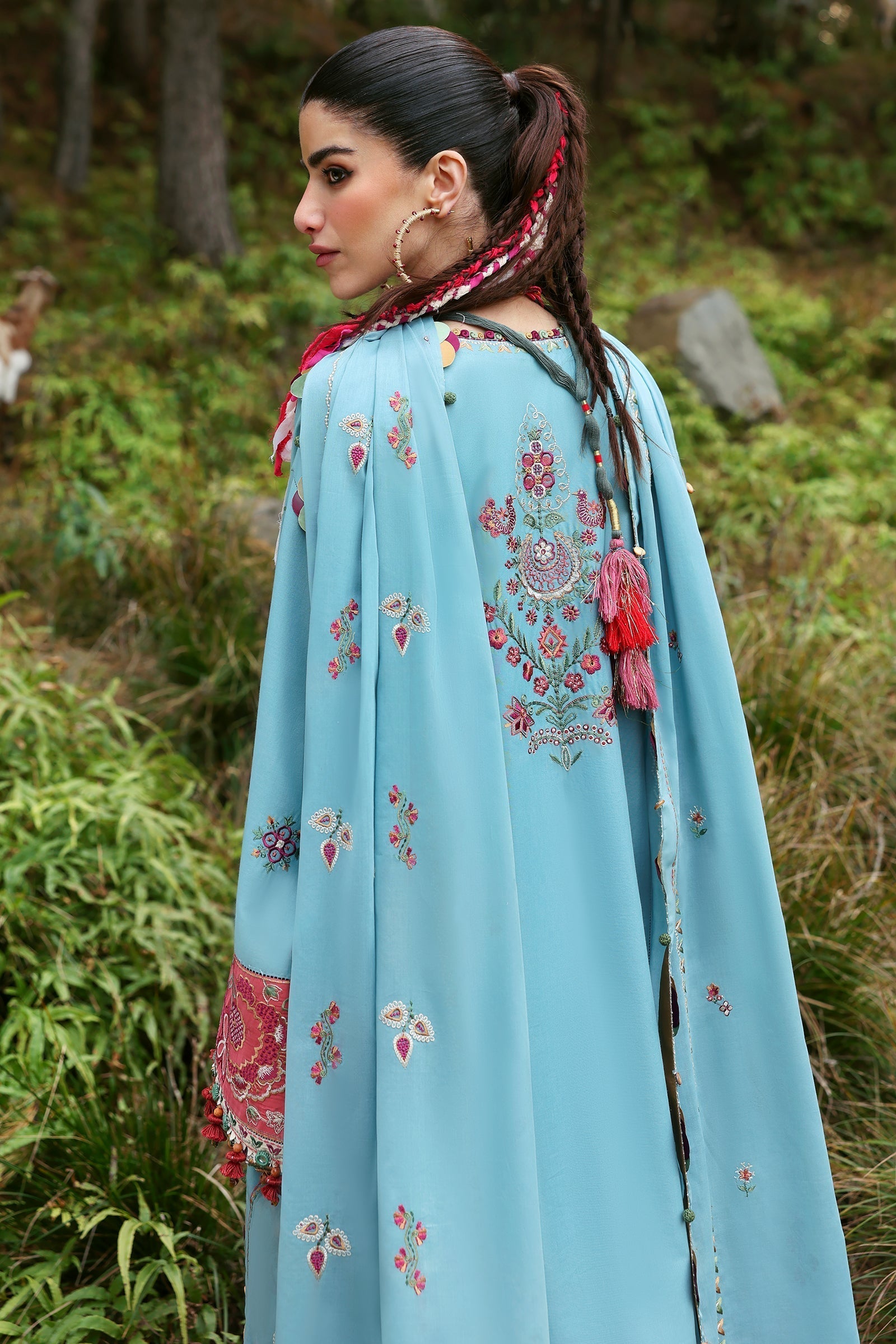 Zaha | Lawn 25 | RHEA (ZL25-14 A) S Ice Blue Lawn