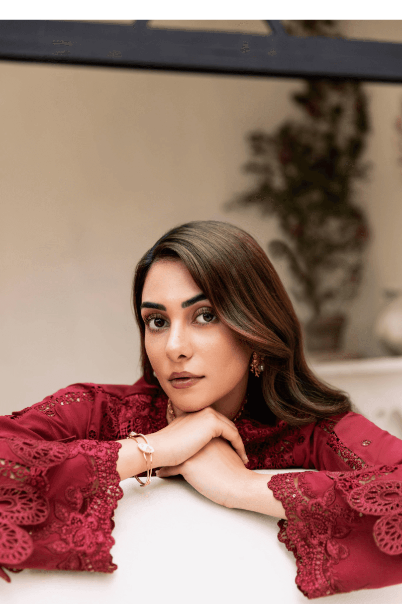 Manara | Mgrolia Garden 25 | SCARLETT - Pakistani Designer Dress - by Manara | Type: Ladies Clothes - 100% Original at Saira Sultan