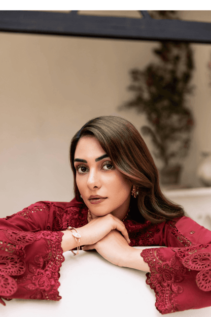 Manara | Mgrolia Garden 25 | SCARLETT - Pakistani Designer Dress - by Manara | Type: Ladies Clothes - 100% Original at Saira Sultan