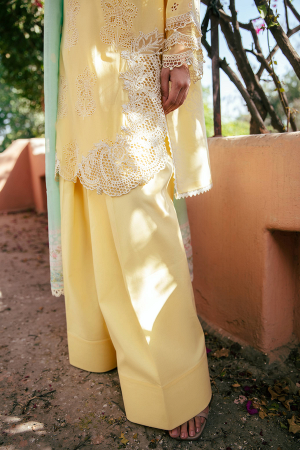 Manara | Vintage Flora 25 | NOOR L Maize Yellow Lawn