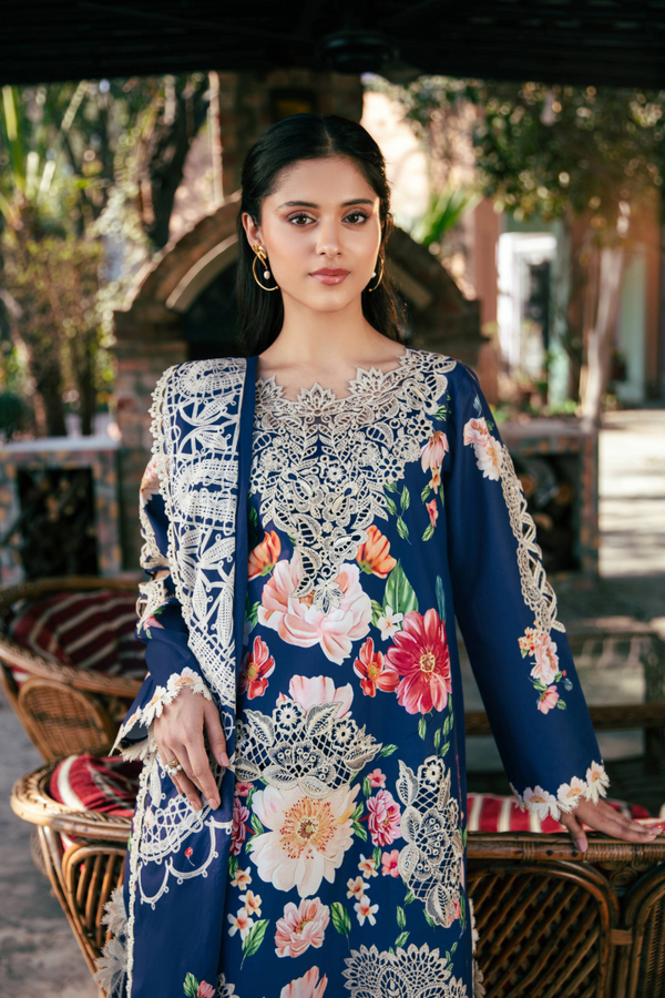 Manara | Vintage Flora 25 |JARDINE M Navy Lawn