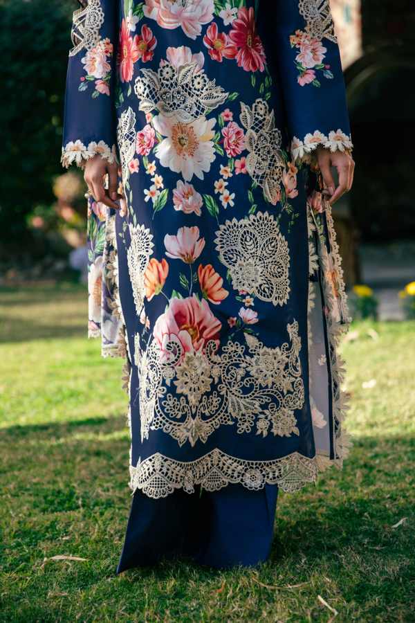 Manara | Vintage Flora 25 |JARDINE XL Navy Lawn