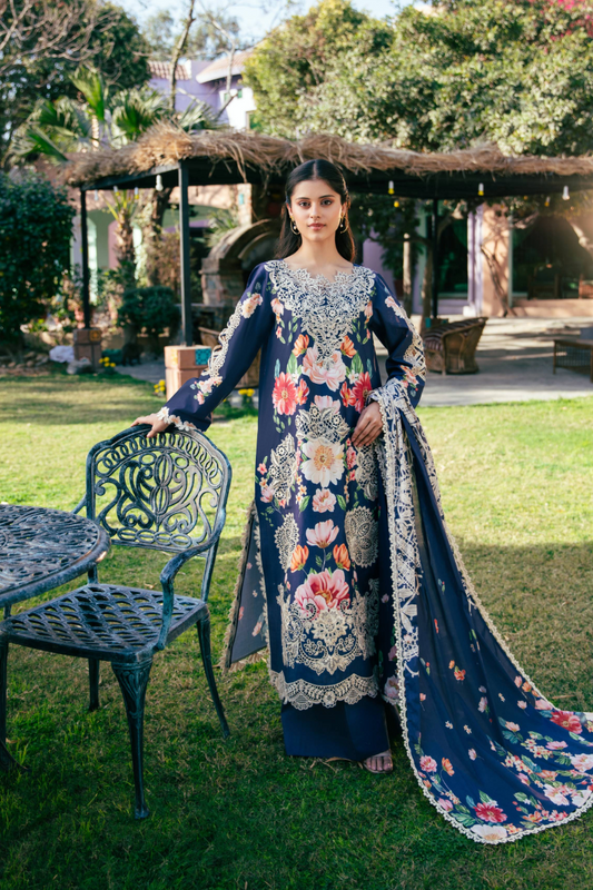 Manara | Vintage Flora 25 |JARDINE XS Navy Lawn