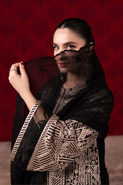 Azure | Luxe Formals | Urban Muse - Pakistani Designer Dress - by Azure - Type : Ladies Clothes - 100% Original at Saira Sultan