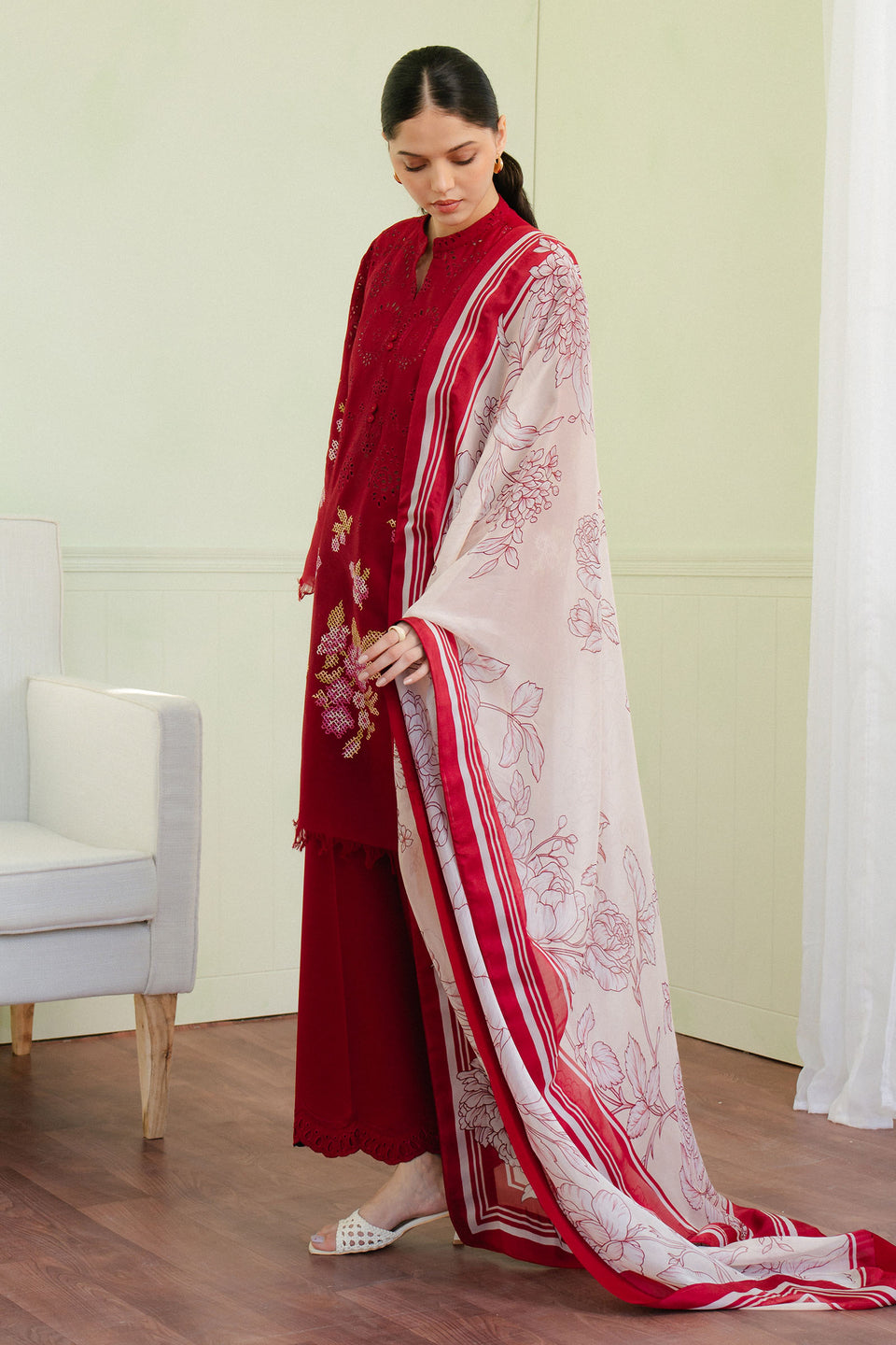 Zara Shahjahan | Coco Lawn 25 | VALI-6A L Red Lawn
