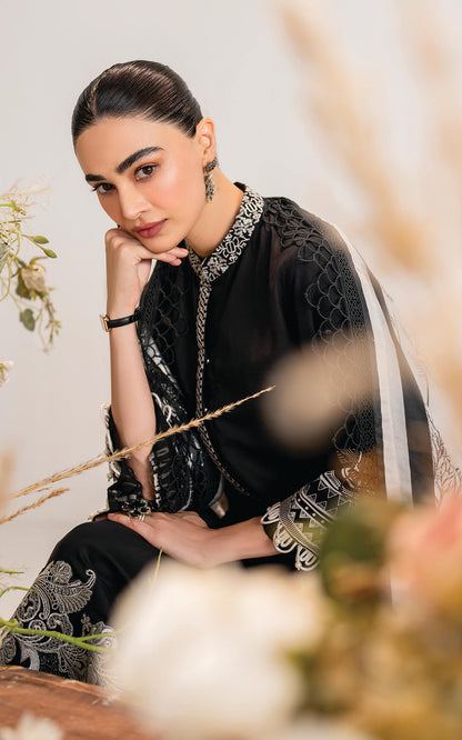 Asifa and Nabeel | Winter Meraki 24 | Velour-MW-05 - Pakistani Designer Dress - by Asifa and Nabeel | Type: Ladies Clothes - 100% Original at Saira Sultan
