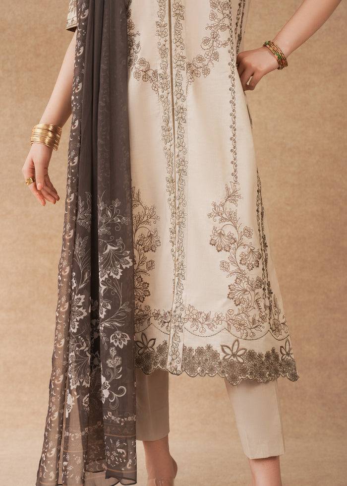 Laj | Festive Eid 25 | LE02-10-25 - Pakistani Designer Dress - by Laj | Type: Ladies Clothes - 100% Original at Saira Sultan